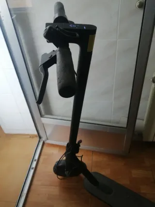 Patinete Eléctrico con cargador original