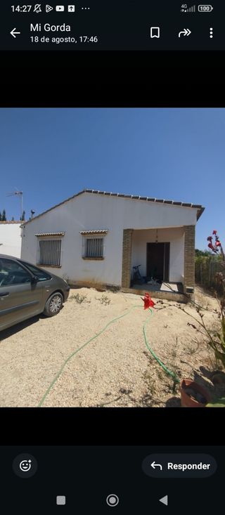 Parcela 750m² con casa 120m²