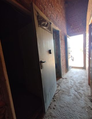 Parcela 750m² con casa 120m²