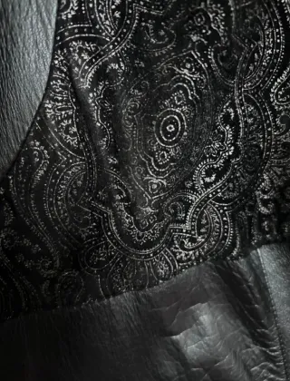 Abrigo Cuero Vintage Negro Talla L