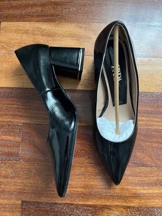 Zapato charol negro Zara Talla 36