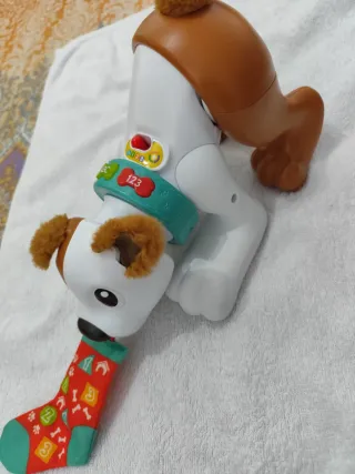 Perrito Fisher Price con sonidos y luces