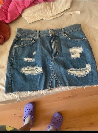 Falda vaquera desgastada talla L