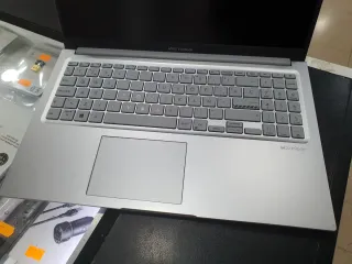 Portatile Asus Vivobook Grigio