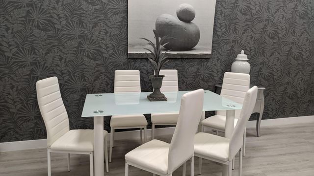 Oferta Mesa Cristal + 6 Sillas Nuevo