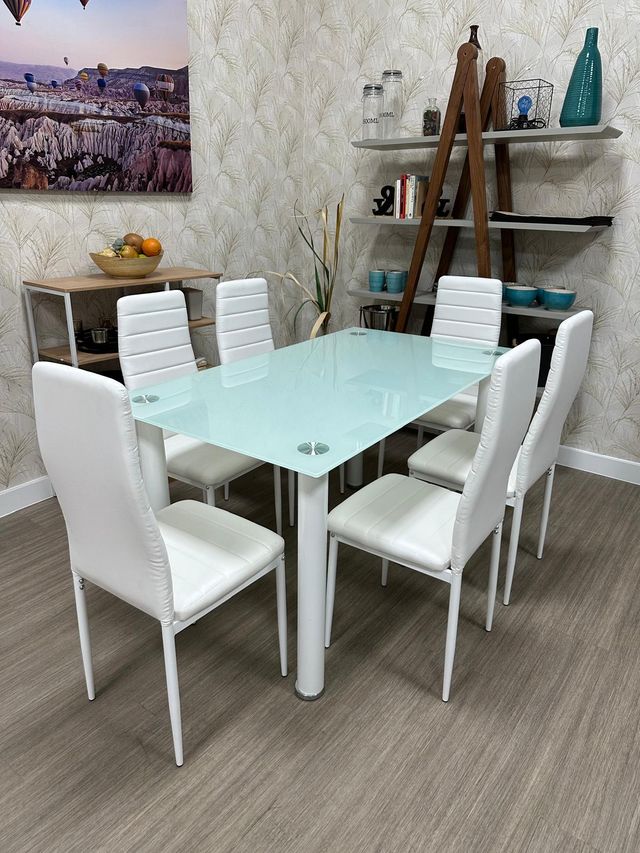 Conjunto Mea con 6 Sillas Nuevo en Oferta