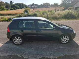 Volkswagen Golf 2004