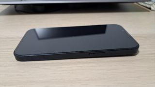 iPhone 14 – Como  nuevo (6 meses) + Accesorios