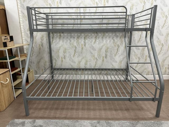 Aprovecha la Oferta! Litera Metálica Matrimonial