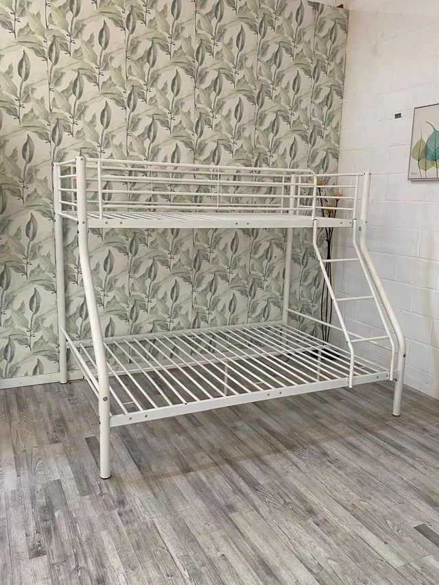 Aprovecha la Oferta! Litera Metálica Matrimonial