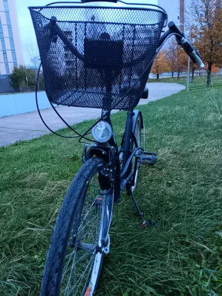Bicicleta Paseo 26 Negra con Cesta