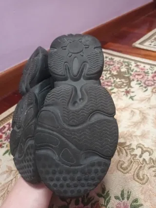 Playeros de tela negros