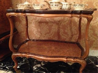 Sala da pranzo completa stile Chippendale