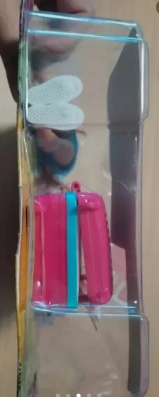 Muñeca Barbie Viajera con Accesorios