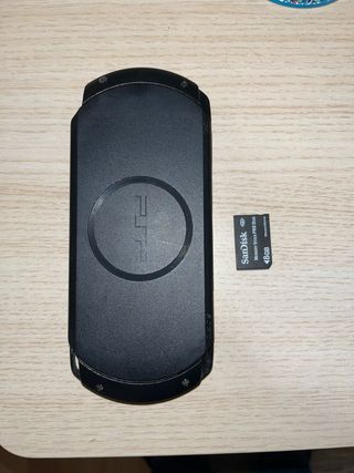 PSP + Tarjeta 8GB