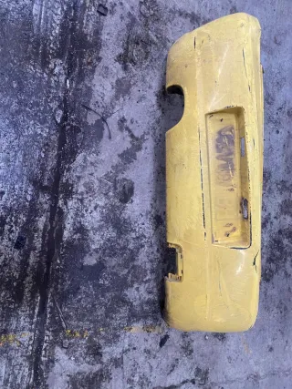 Paragolpes trasero León FR