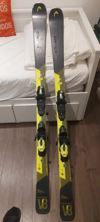 Esquís Head V-Shape V8 + Fijaciones PR 11GW 170 cm