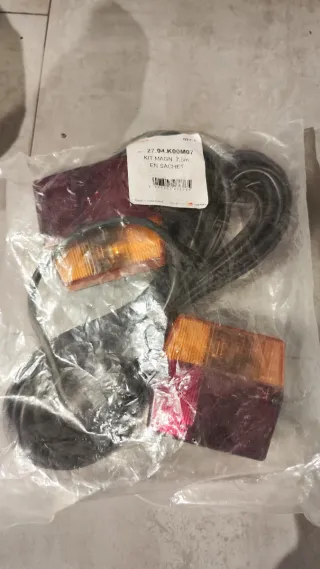 Luces de remolque magnéticas