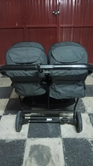 Silla de paseo doble Kikaboo