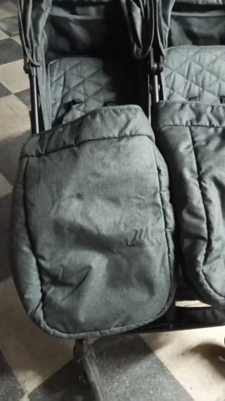 Silla de paseo doble Kikaboo