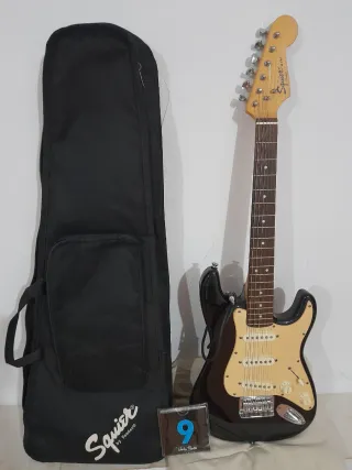 Guitarra Eléctrica Squier by Fender Mini Stratocas