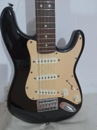 Guitarra Eléctrica Squier by Fender Mini Stratocas