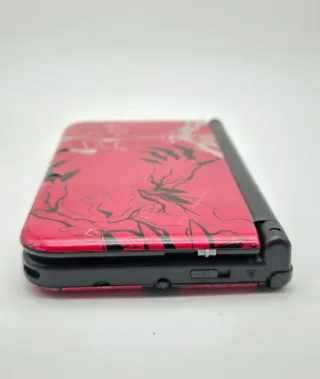Nintendo 3DS XL Pokemon Y Limited Edition