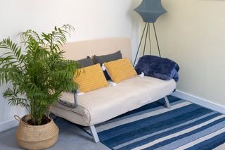 Sofá Cama Beige 2 Plazas