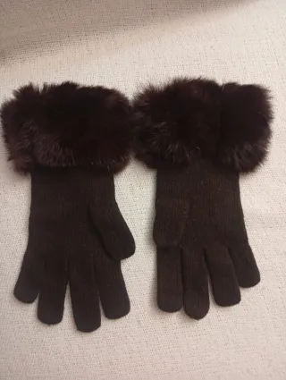 Conjunto bufanda y guantes .