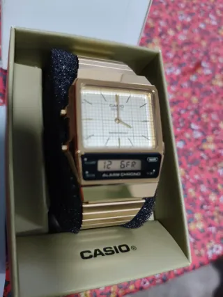 Reloj Casio Vintage Dorado Analógico Digital