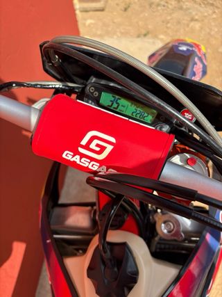 Moto Enduro Gas Gas 2022. 300 de 2 tiempos