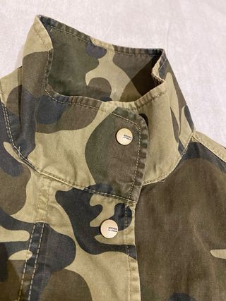 Chaqueta militar camuflaje