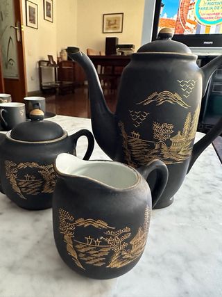 Juego de café porcelana negro y dorado