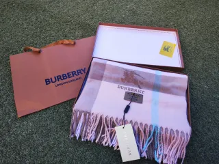 Bufanda Burberry Clásica Cuadros Rosa y celeste