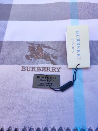 Bufanda Burberry Clásica Cuadros Rosa y celeste
