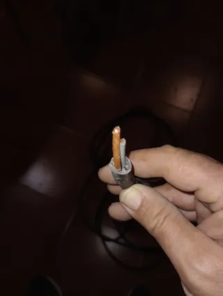 Enchufe Macho Trifásico Rojo