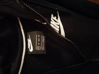 Chaqueta Nike Negra Cremallera