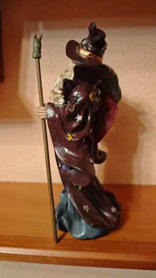 Figura Mago Dragón y Bola Cristal