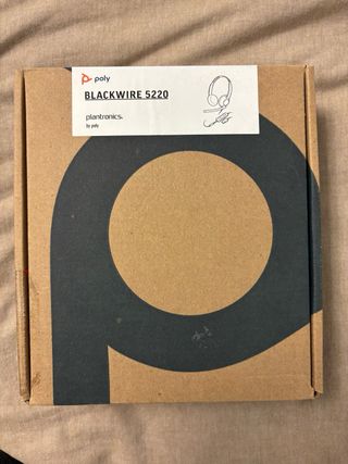 Auriculares Poly con micrófono y estuche