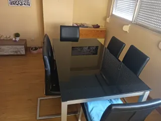 Mesa de salón cristal y metal