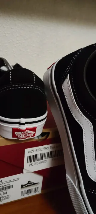 Zapatillas Vans Mujer Talla 36 Negras y Blancas
