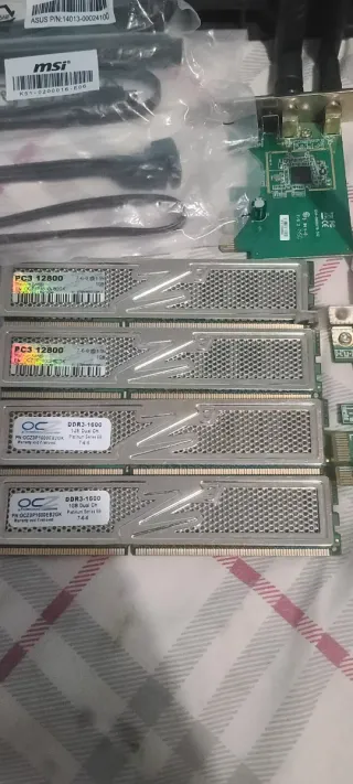 Lote Componentes PC: Ventiladores, Cables, Teclado