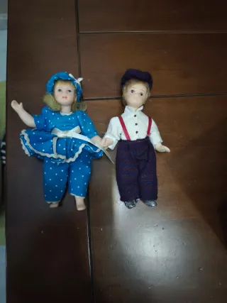 Coppia di Bambole in Ceramica Vintage