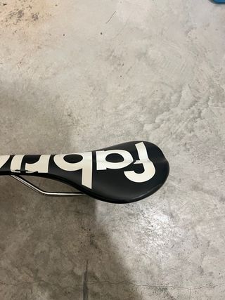 Sillín Fabric Negro