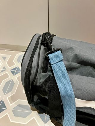 Bolsa de deporte Puma gris y azul