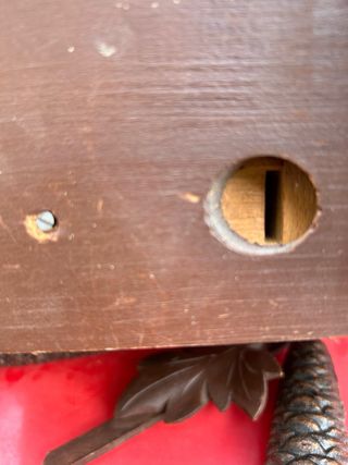 Reloj de cuco tallado madera