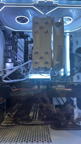 Procesador Intel i5 9600K y Placa Base Asus Z390P