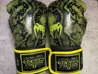 Guantes de boxeo Venum 12 oz