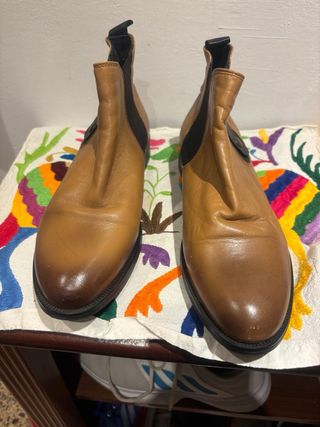 Botines camel piel sintética, elásticos