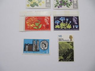 12 Francobolli Britannici Anni '60 Nuovi